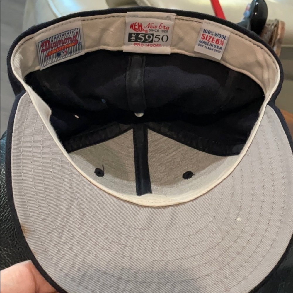 Authentic Diamond collection 🧢 - Picture 5 of 5